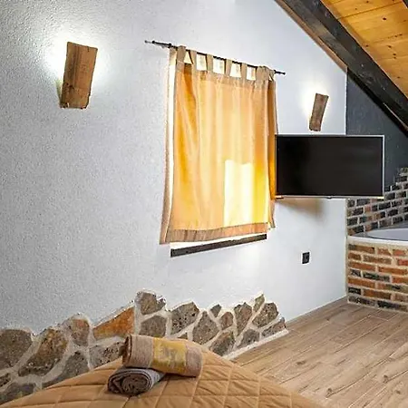 Zamudio 4*